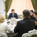 Гройсман обвинил руководство Пенсионного фонда в задержке выплат пенсий