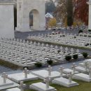 Туристы из Польши повредили реставрационные панели на Мемориале орлят во Львове Туристы из Польши повредили реставрационные панели на Мемориале орлят во Львове